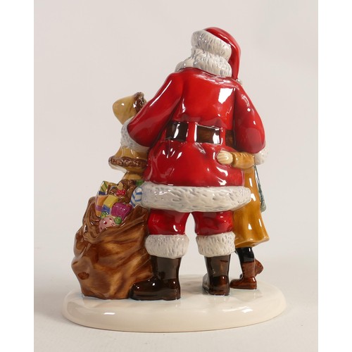 478 - Royal Doulton boxed Santa figure Christmas Joy HN5548.