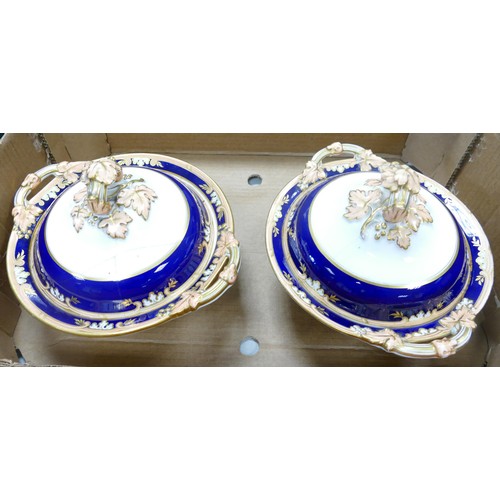 686 - A large impressive porcelain dinner service, Staffordshire mid 19th century.  A highly decorative di... 