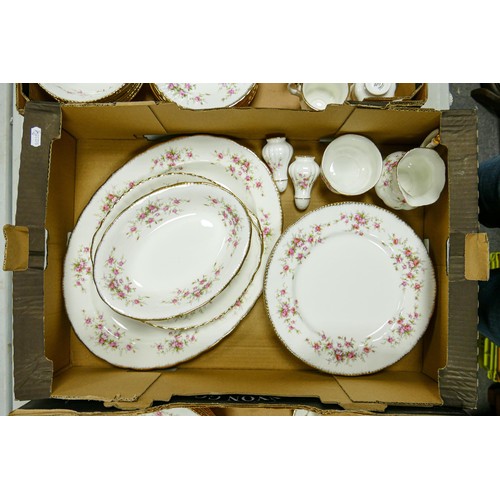 920 - A large collection of Royal Albert & Paragon Victoriana Rose Flora patterned tea & dinner ware inclu... 