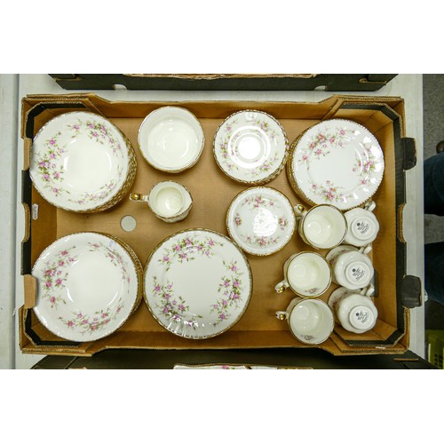 920 - A large collection of Royal Albert & Paragon Victoriana Rose Flora patterned tea & dinner ware inclu... 