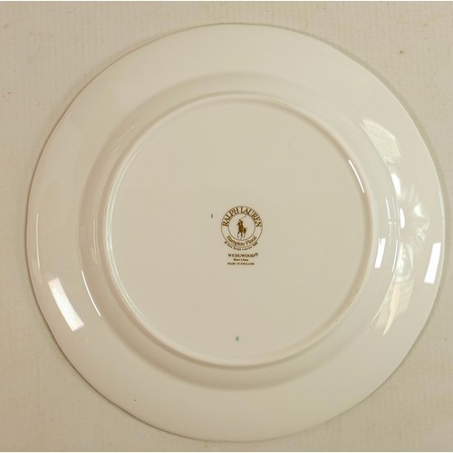 923 - Wedgwood Ralph Lauren Hampton Floral patterned tea & dinner ware including pasta bowls, platters, sa... 