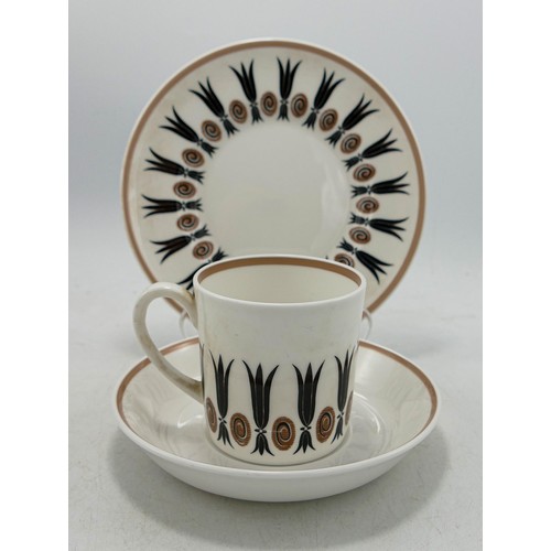 931 - Susie Cooper Corinthian C2056 tea ware to include - cups, saucers, cake plate, milk jug, sugar bowl.... 