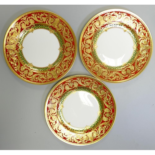 1011 - De Lamerie Fine Bone China heavily gilded Red / Green Empress patterned lunch plates, specially made... 