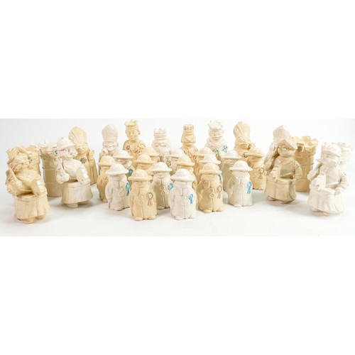 1532 - 20th century studio pottery chess set Brian Langelean, made in terracotta for 1986 CCI Meeting in Lo... 