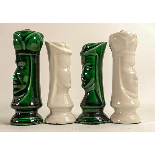 1546 - Mid century Duncan Ceramics Medieval theme chess set, 32 pieces finished in green & white.