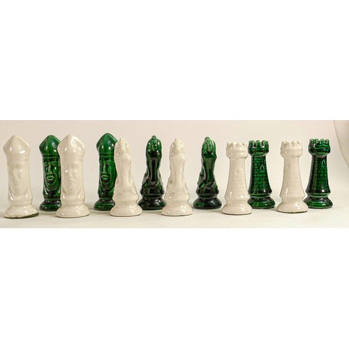 1546 - Mid century Duncan Ceramics Medieval theme chess set, 32 pieces finished in green & white.