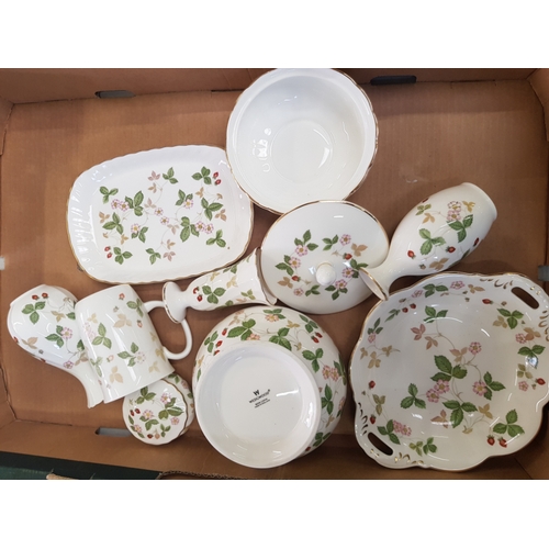 646 - A collection of Wedgwood wild strawberry items