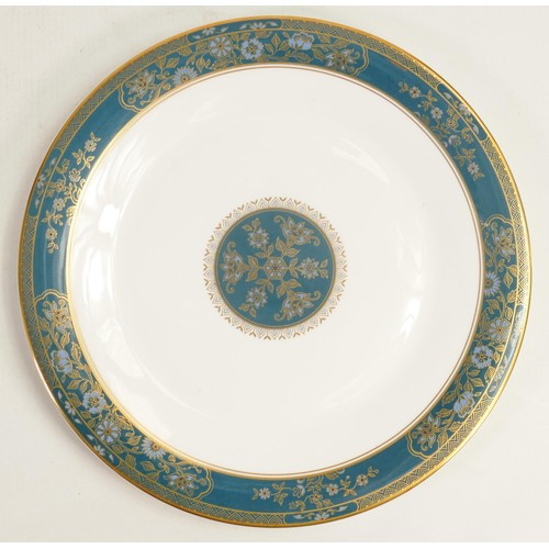 940 - A large collection of Royal Doulton Carlyle patterned tea & dinner ware including tea, coffee & dinn... 