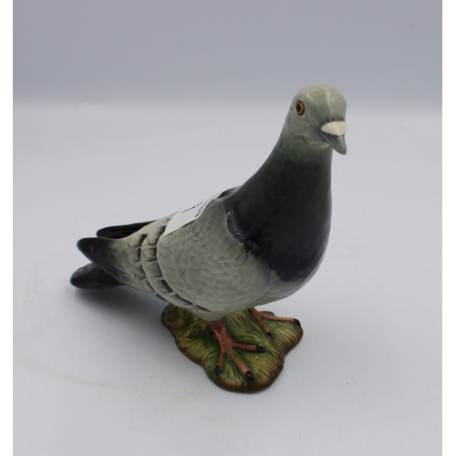 479 - Beswick Grey Pigeon 1383