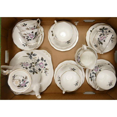 1060 - Royal Albert Queens Messenger patterned tea set , 22 piece , milk jug cracked