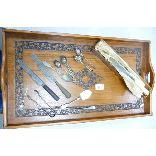 816D - A mixed collection of items to include large wooden carved tray, silver golfing theme spoons, silver... 