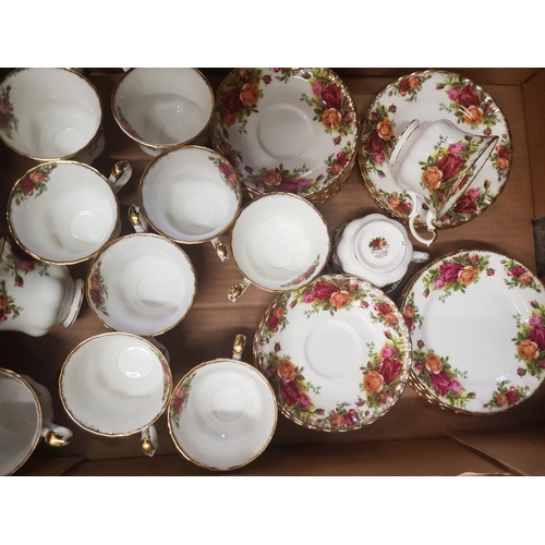 112 - Royal Albert Old Country Roses Items to include 12 Trios (Cups, Saucers & Side Plate)