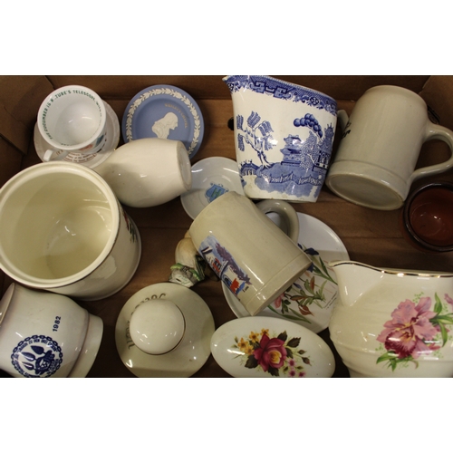 622 - A mixed collection of ceramic items to include Goebel tankard, continental beer tankards, Coalport t... 