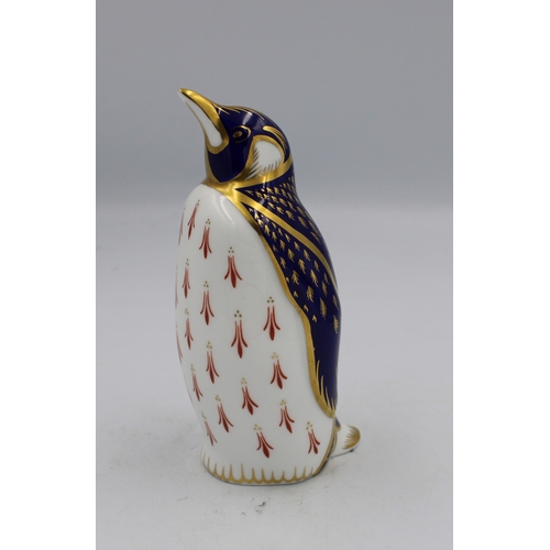 211 - Royal Crown Derby Penguin Paperweight, Gold stopper