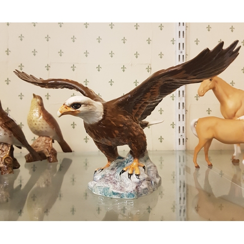 593 - Beswick Bald Eagle 1018, in gloss.