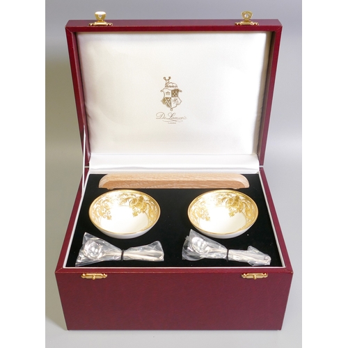 325 - De Lamerie Empress Pattern Dip Bowl Gift Set in Impressive Leather Box, silver spoon