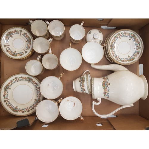 542 - Aynsley 'Henley' pattern tea & coffee ware items to include 6 Coffee Cans, 5 saucers, 6 Tea cups and... 