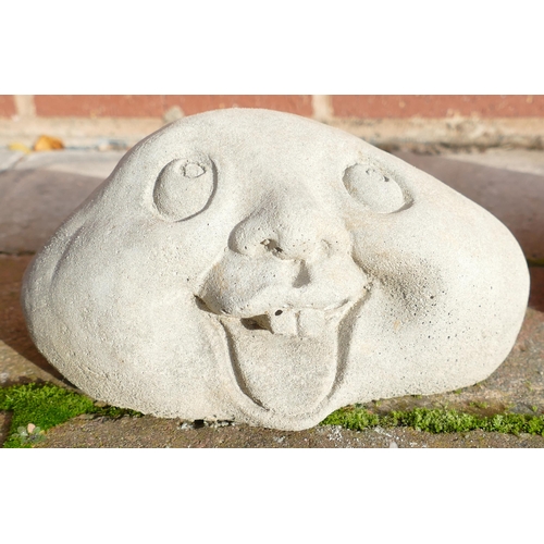 820A - Stone garden ornament of happy face stones