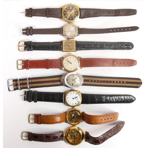 698 - 8 x vintage gents watches including 2 x Roamer both ticking, and 6 x assorted fashion watches includ... 