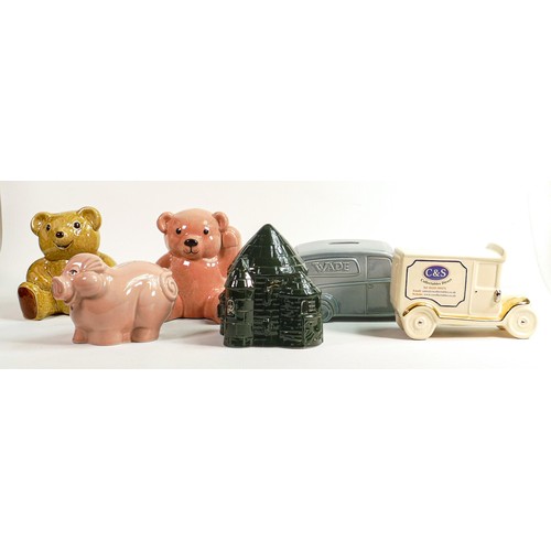 52 - Wade novelty Money Boxes including Emerald City, Bears, Wade delivery van etc. These items were remo... 