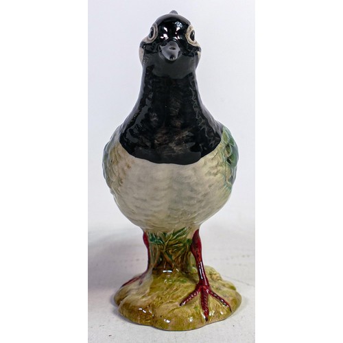 525 - Beswick Lapwing 2416 first version, leg exposed.