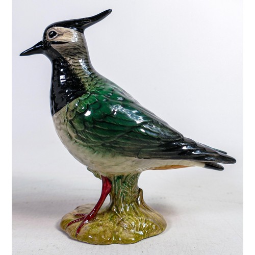 525 - Beswick Lapwing 2416 first version, leg exposed.