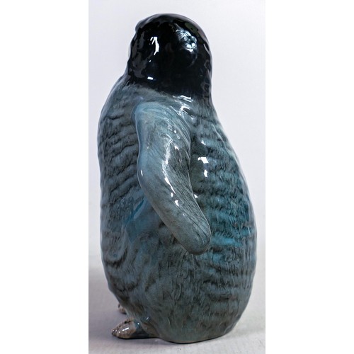 537 - Beswick penguin chick 2398