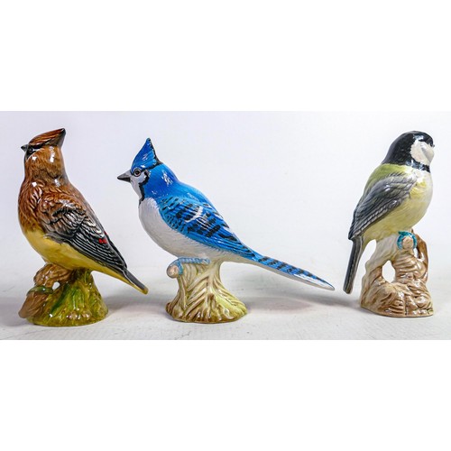 547 - Three Beswick American birds Cedar Waxwing 2184, Blue Jay 2188 & Black Capped Chickadee (3)