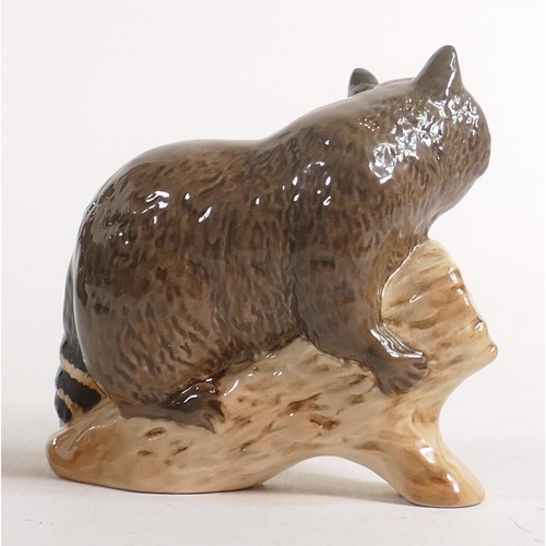 594 - Beswick Raccoon 2194.