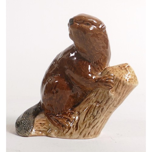 595 - Beswick Beaver on log 2195.