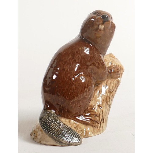 595 - Beswick Beaver on log 2195.