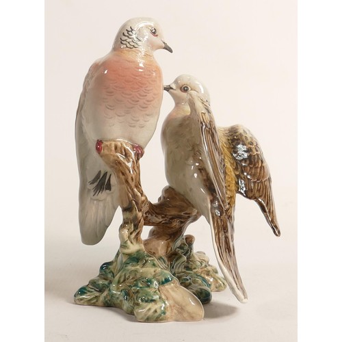 604 - Beswick pair of Doves 1022.