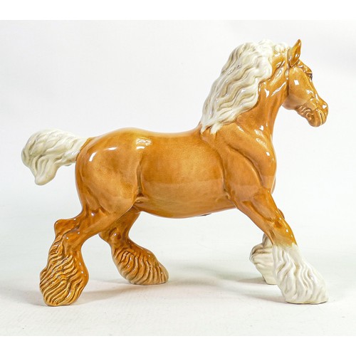 611 - Beswick Palomino cantering Shire 975