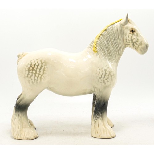 660 - Beswick grey 818 Shire horse