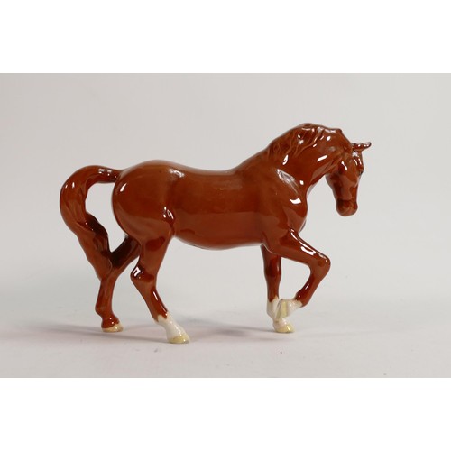 681 - Beswick Chestnut Stocky Jogging mare 855