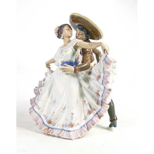 830 - Lladro large figure group Mexican Dancers 5415, height 30cm