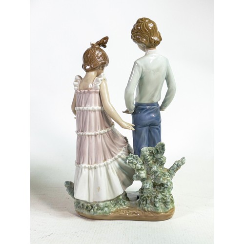 832 - Lladro figurine One, Two, Three 5426, height 26cm (one finger repaired).