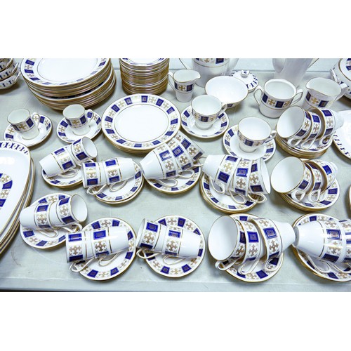 1046 - Large service of Spode Persia patterned tea, coffee & dinner ware including - coffee set, tea set, t... 