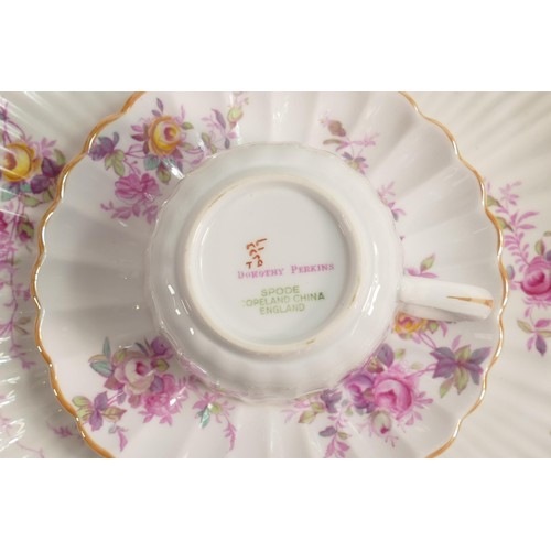 1068 - Spode Floral Irene patterned dinner ware including plates, platters, handled soup bowls, salad plate... 