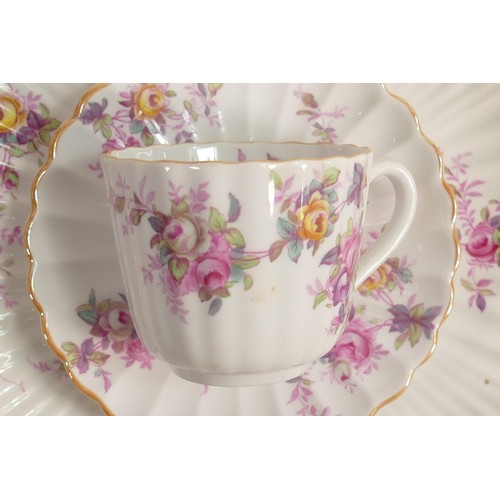 1068 - Spode Floral Irene patterned dinner ware including plates, platters, handled soup bowls, salad plate... 