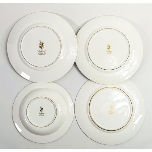 1113 - De Lamerie Fine Bone China heavily gilded Royale pattern dinner plates & shallow bowl, specially mad... 