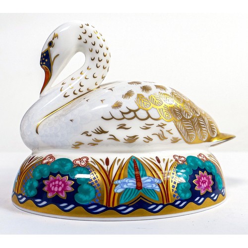 1243 - Royal Crown Derby Swan paperweight, gold stopper.