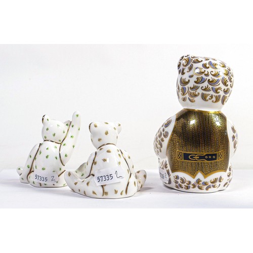 1244 - Royal Crown Derby Teddy Bear paperweights, gold stopper. (3)