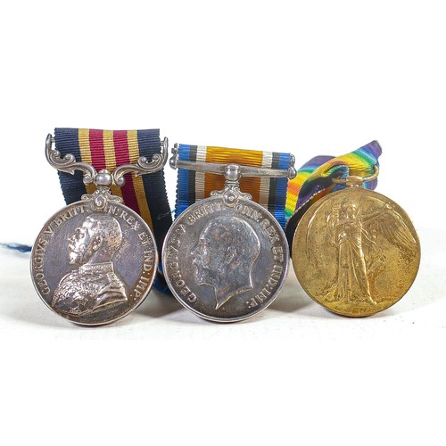 1567 - A group of three first world war WWI medals awarded to 306022 Pte W.E.A. Stevens 2/8 R.WAR:R-T.F. in... 