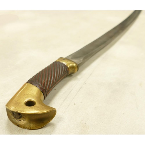 1582 - A 20th century Russian Shashka Dragoon sabre. Steel blade, carved wooden and brass grip. Blade measu... 