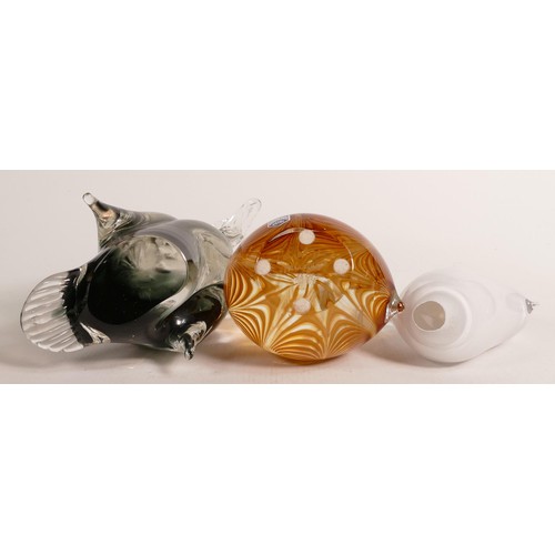 1242 - Mvrano, Murano & similar glass paperweights in the form of Owls, tallest 20cm (2)