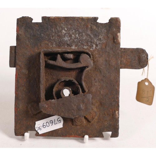 1657 - Antique Gothic Blacksmith made lock & plate, 11cm x 9cm.