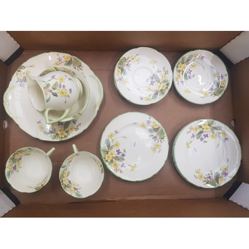 55 - Royal Doulton 'April' V2000 pattern teaware to include 6 side plates, 5 saucers, 2 teacups, milk and... 