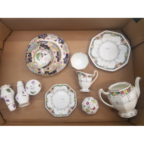 58 - Royal Doulton H3838 pattern teaware, small teapot, milk and sugar and 2 small plates together with R... 