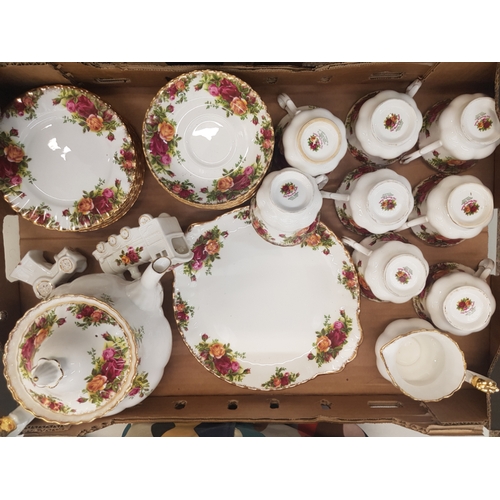 16 - Royal Albert Old Country Roses pattern tea ware items to include teapot, 8 cups, 8 saucers, 8 side p... 